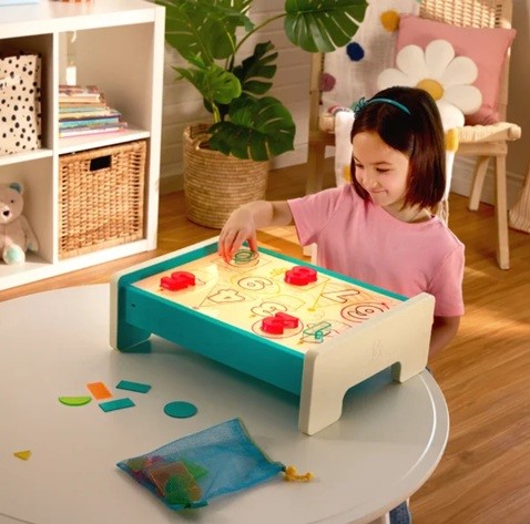 B. Toys edukacyjny podświetlany stół do rysowania interaktywny