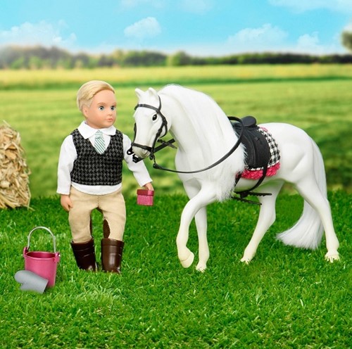 Lori koń White Camarillo Horse z akcesoriami