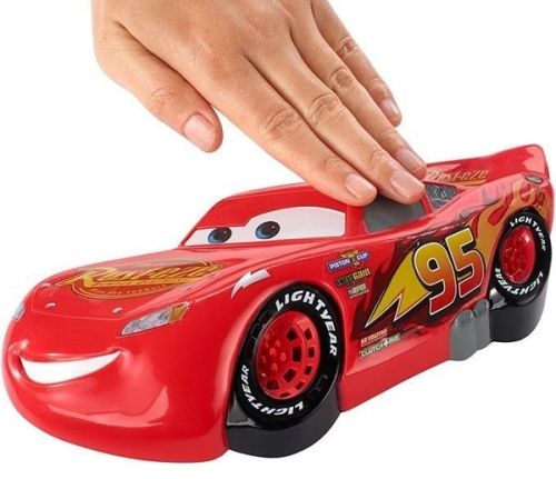 Mattel CARS Gra Gazujący Cars z ryczącym silnikiem