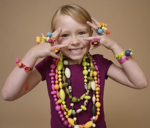 B.Toys zestaw do tworzenia biżuterii 300 elementów dla dziewczynek