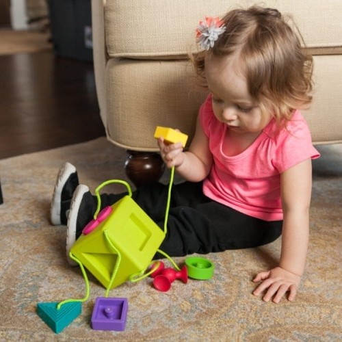 Fat Brain Toy Sorter Kostka OombeeCube