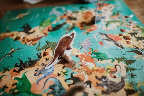 Janod Puzzle edukacyjne z figurkami 3D Dinozaury